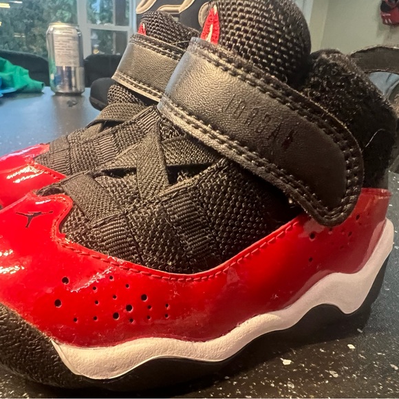 Jordan Sneakers - Picture 5 of 5